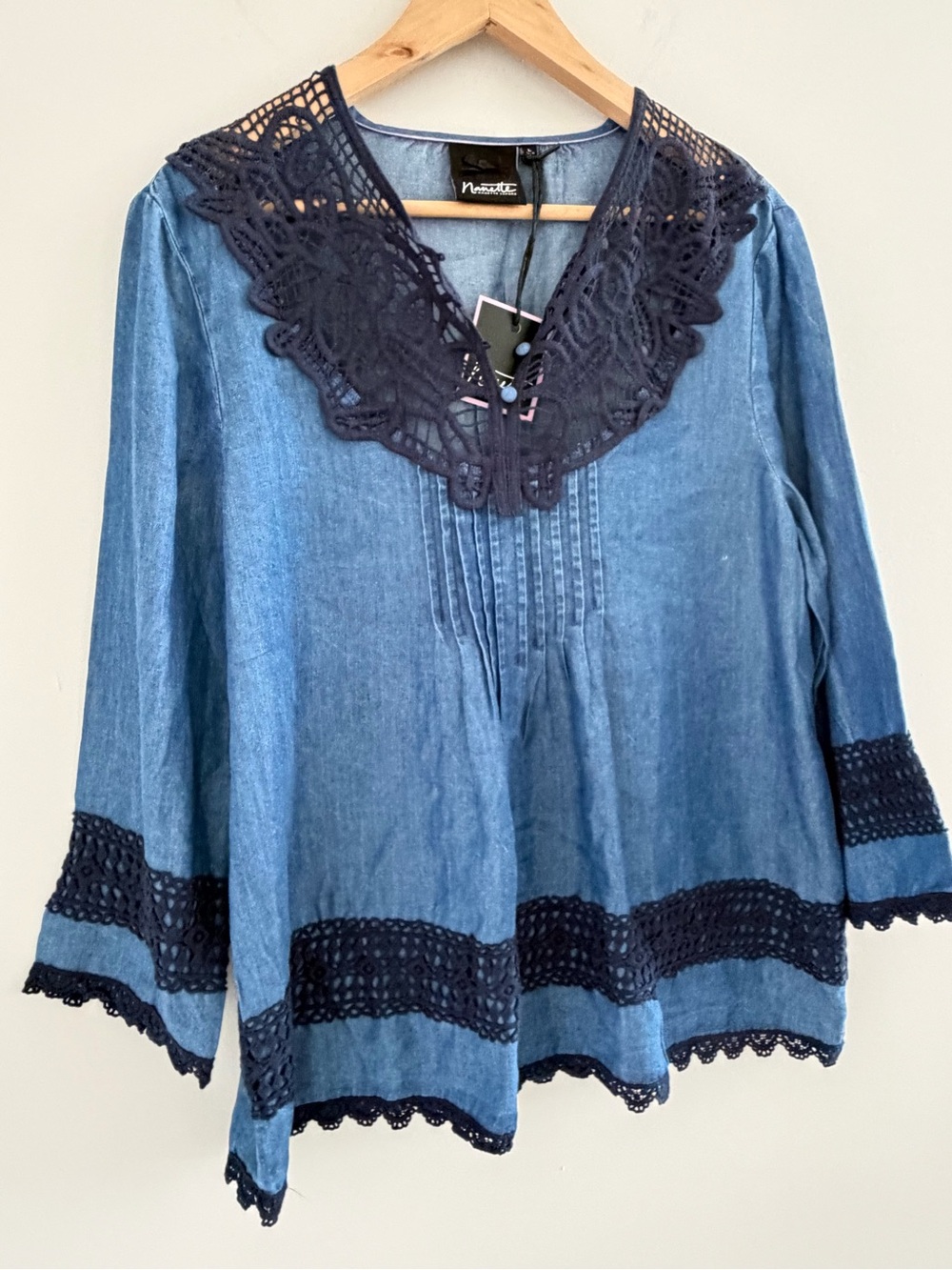 NWT Nanette Lepore Chambray Tencel Lace Trim Boho Tunic Blouse Womens L Blue - Picture 3 of 10